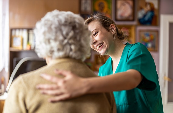 caring-for-seniors-with-alzheimers-disease